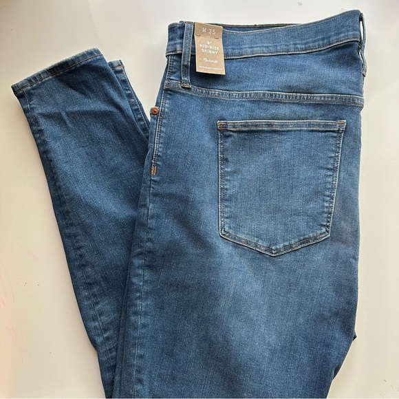 Madewell 9” Mid-Rise Skinny Jean - Picture 3 of 5